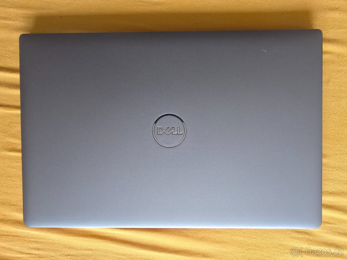 Dell Latitude 5520,i5,16 GB,256 GB SSD,Win 11 Pro - 4