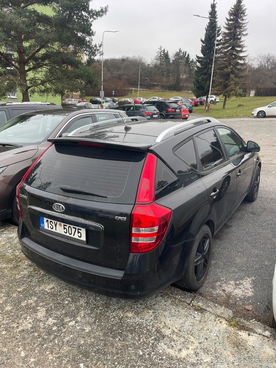 Kia Ceed - nepojízdná - 4