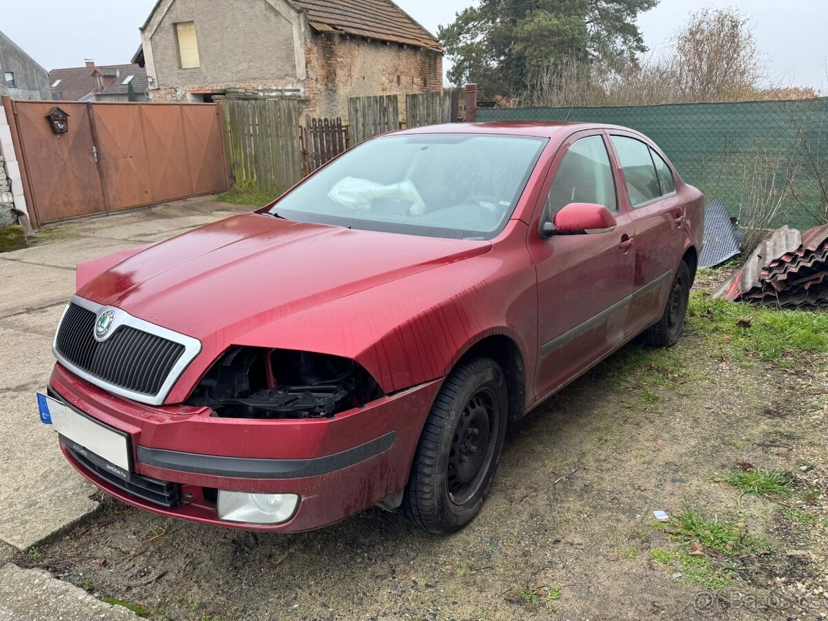 Přední nárazník Octavia 2 RS , Xenony - 4