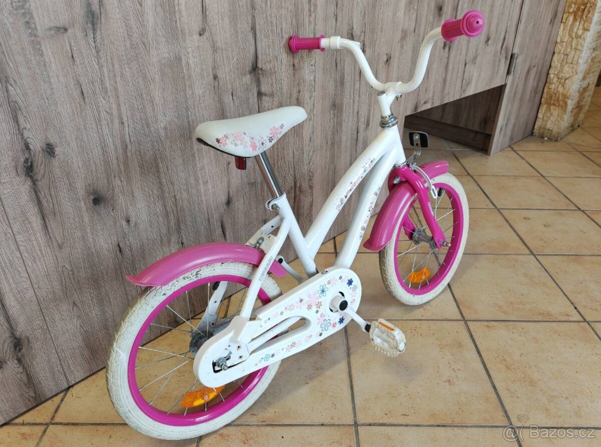 Dívčí kolo Terrain 16 - 4