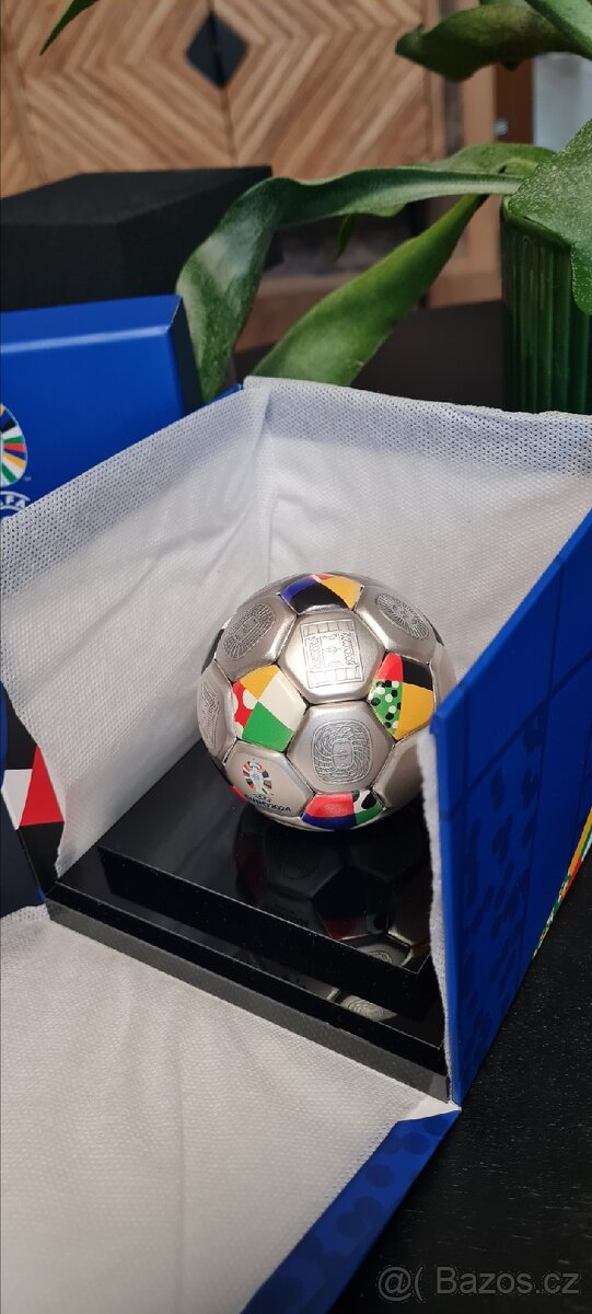 UEFA Stribrna mince 3 Oz - 4