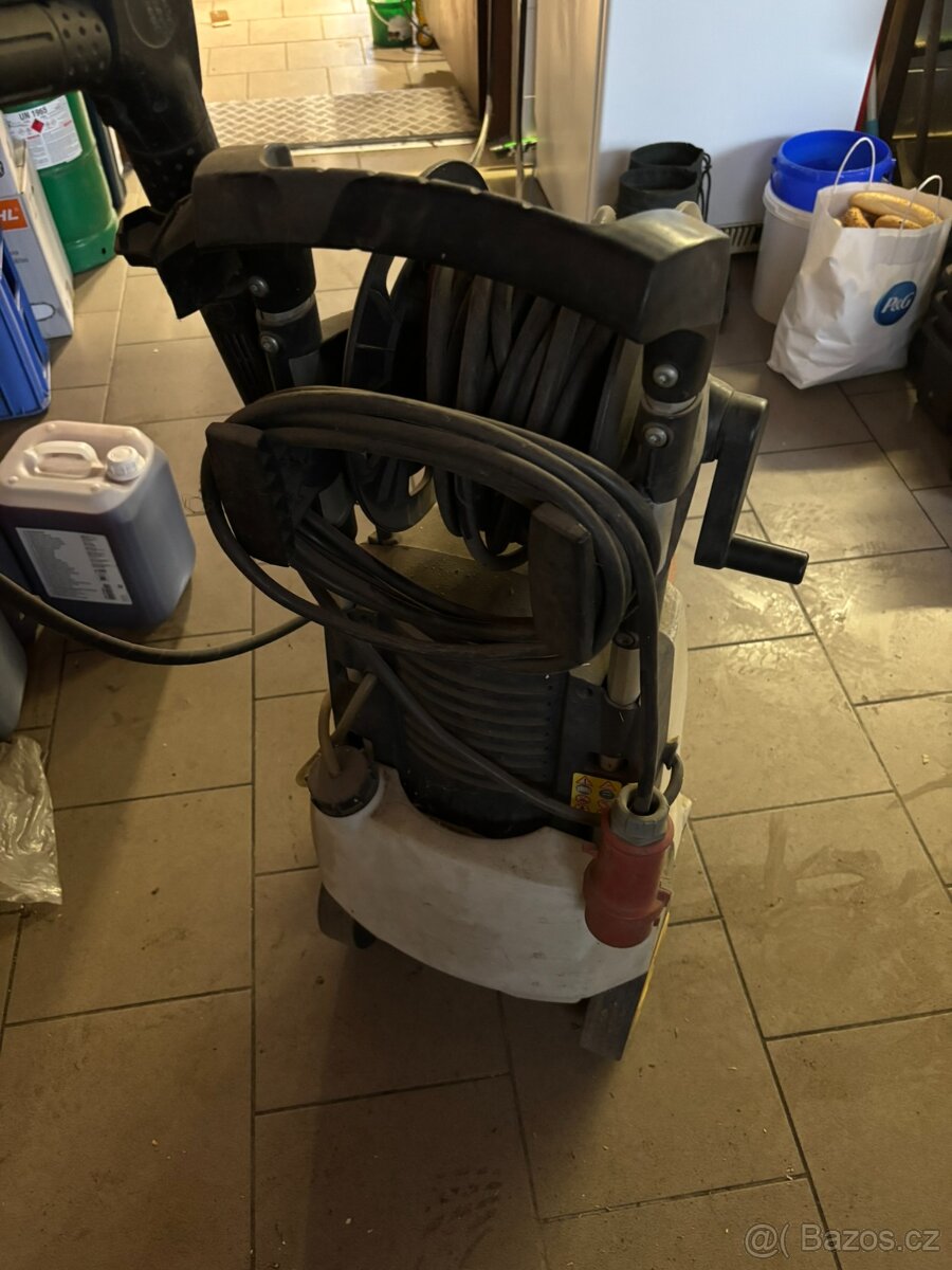 Tlaková myčka RE 281 - 4