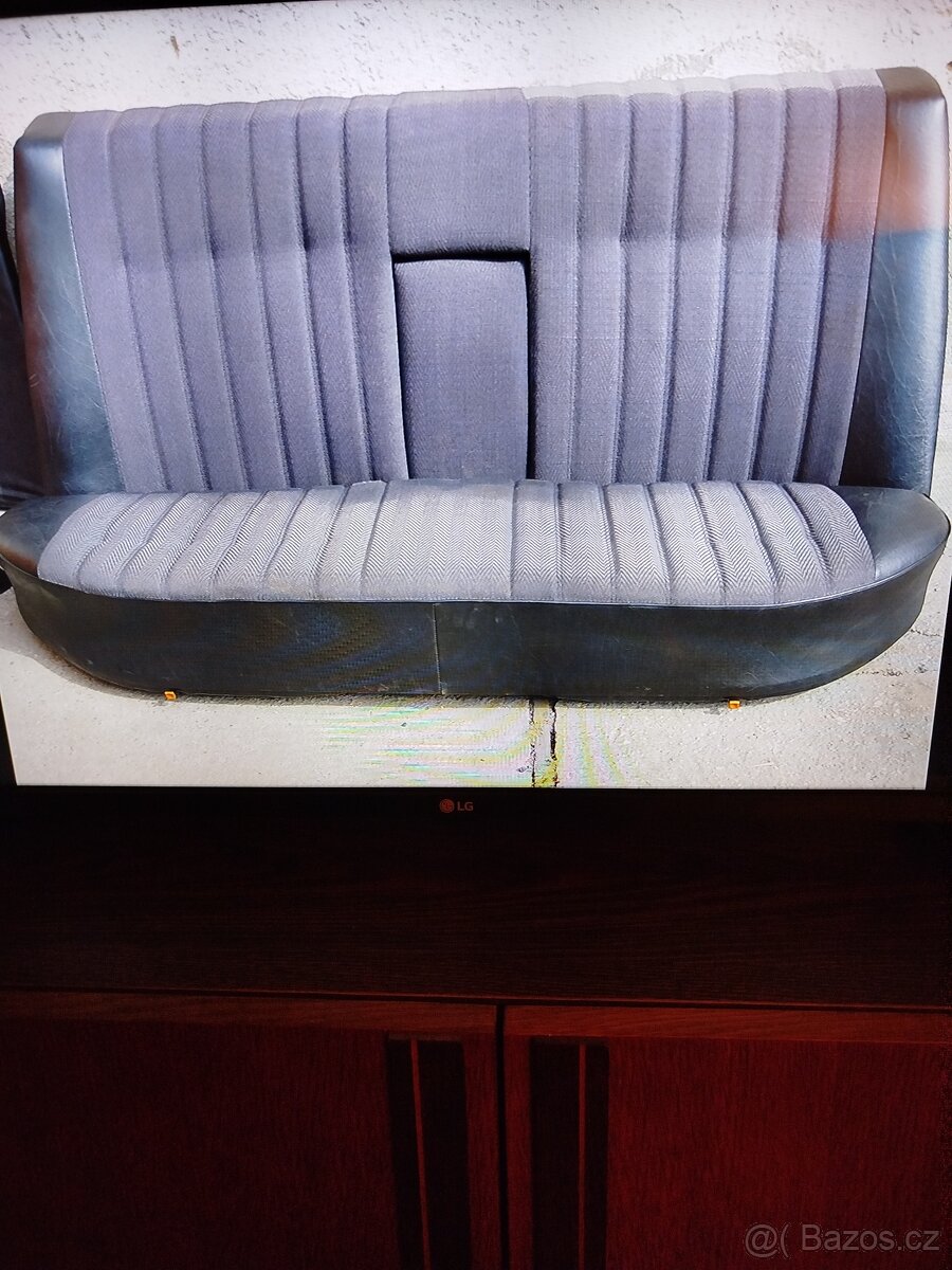 Mercedes W123 - interier - 4