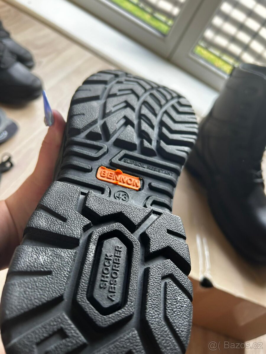 Bennon Commodore S3 NM - 4