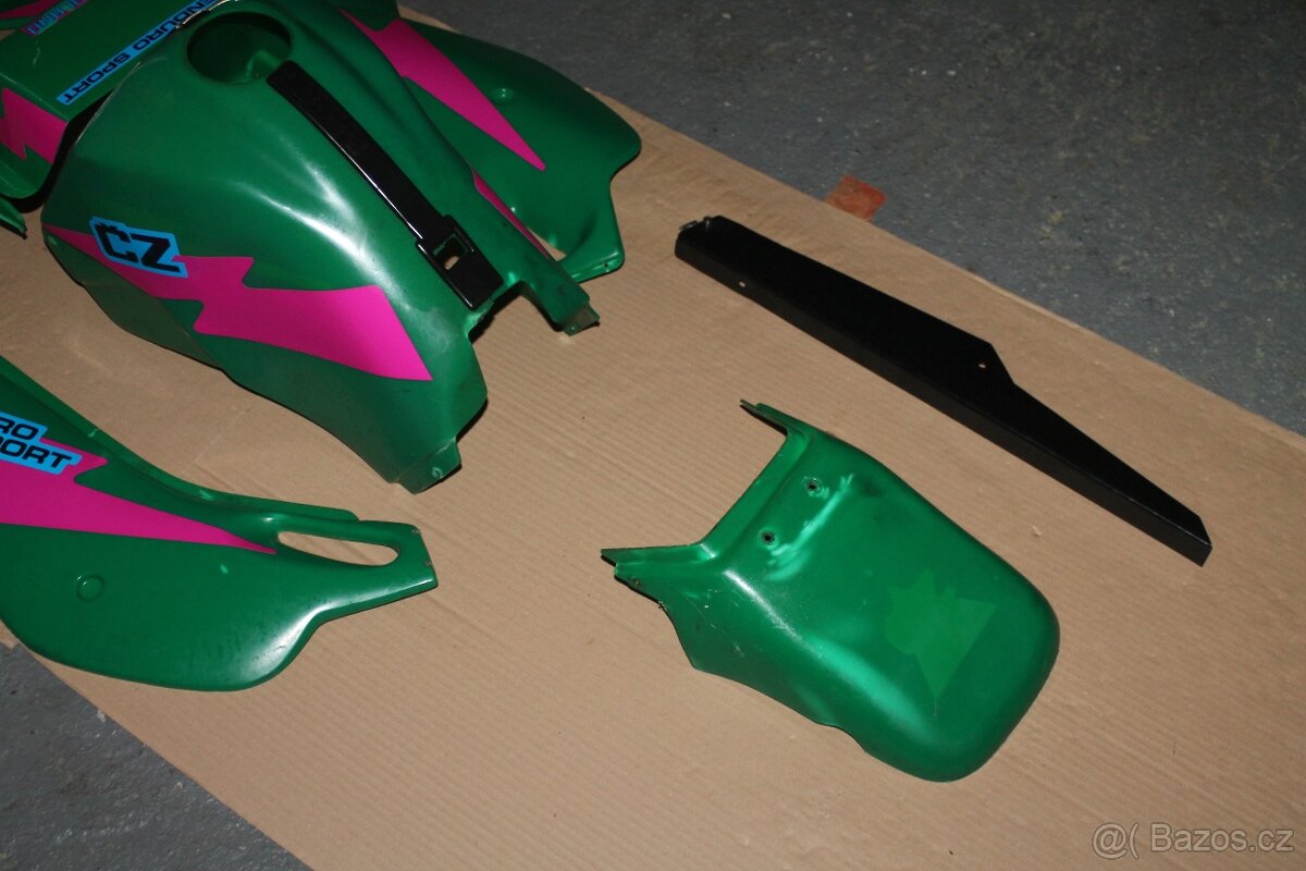 Plastová kapotáž CZ Roland - 4