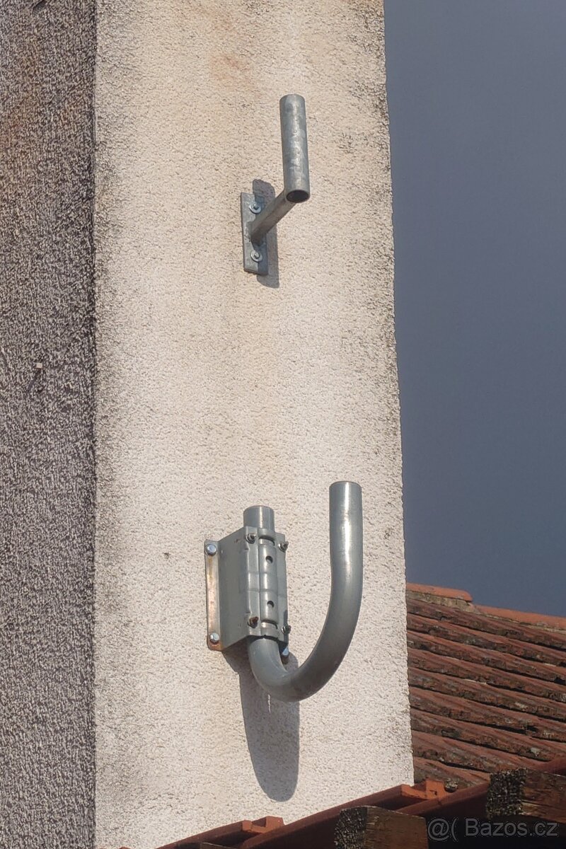 Prodám LNB konvertor s parabolou - 4