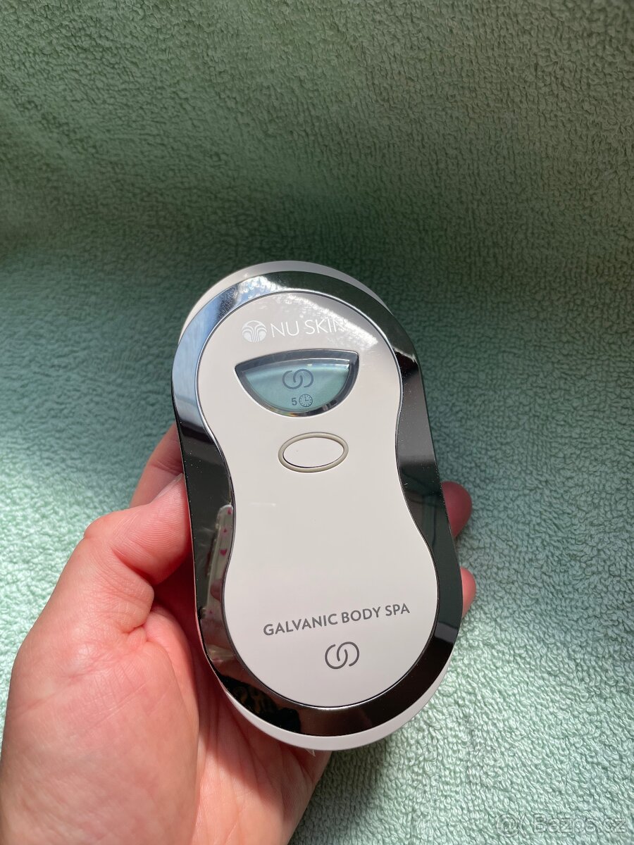Galvanická žehlička na tělo NU SKIN ageLOC - 4