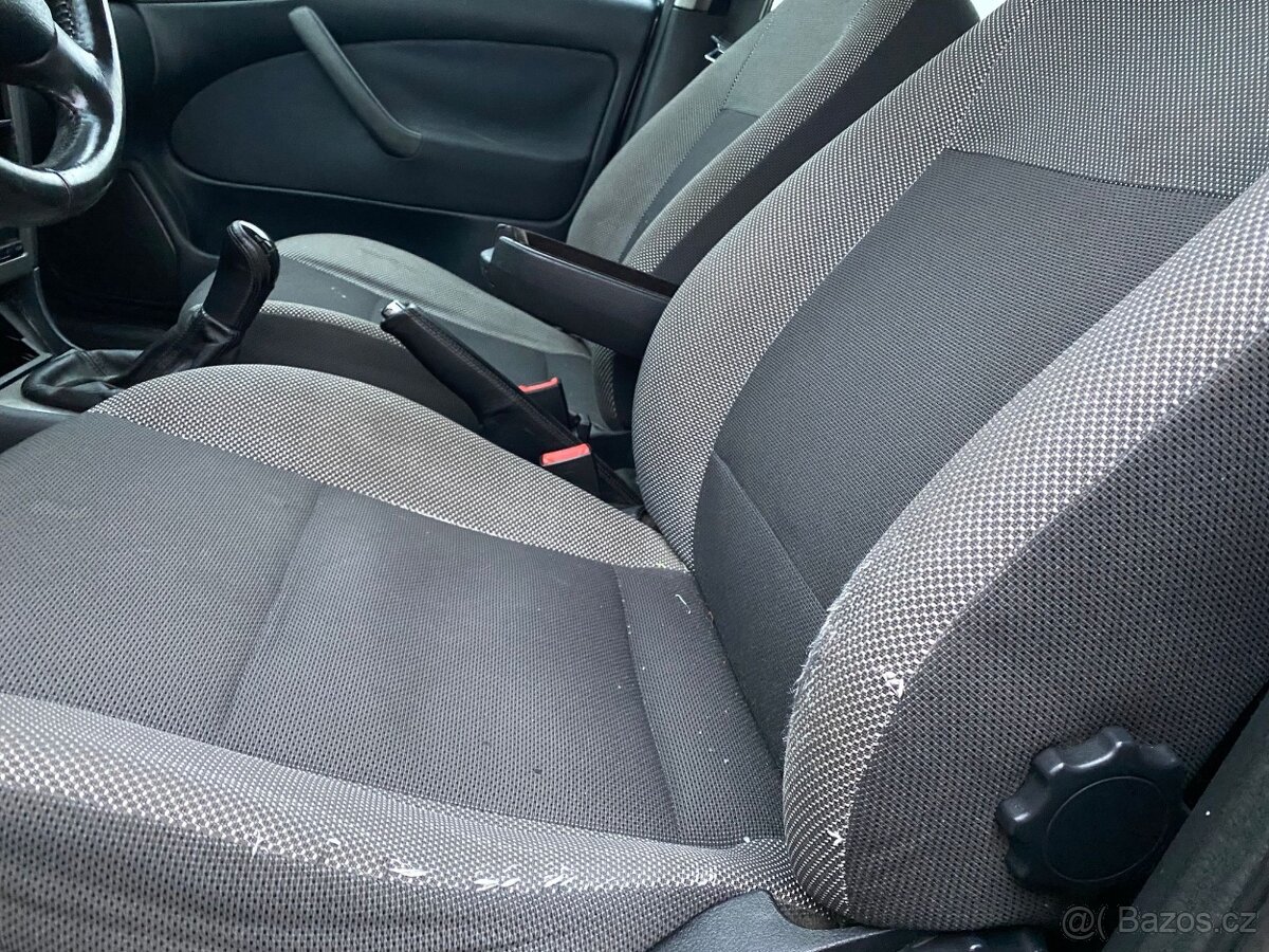 Náhradnî díly octavia 1 - 4