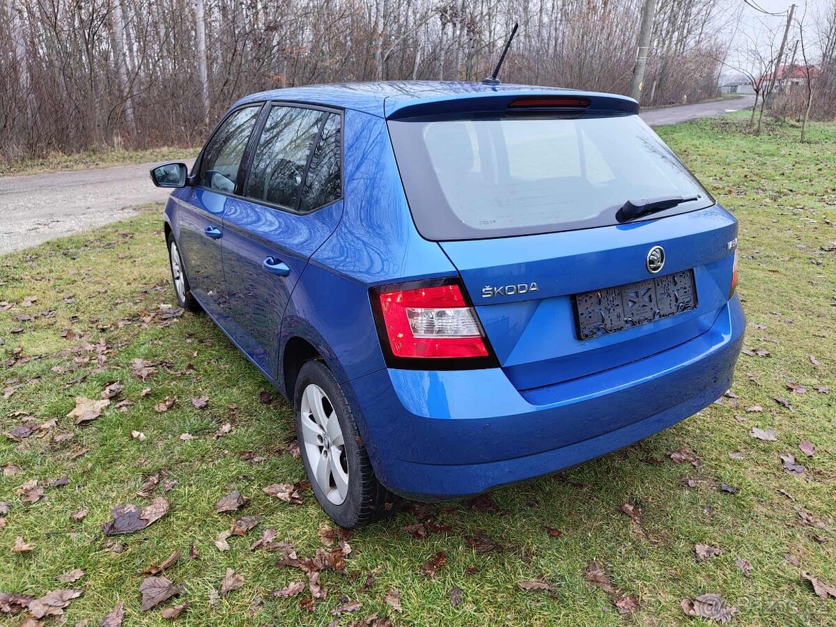 Škoda Fabia 1.2 TSI Active - 4