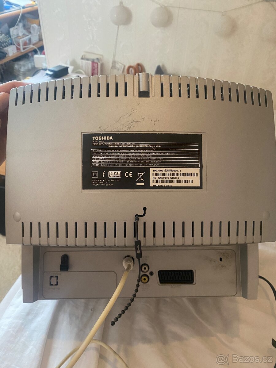Toshiba CRT 14 inch televize - retro konzole - 4