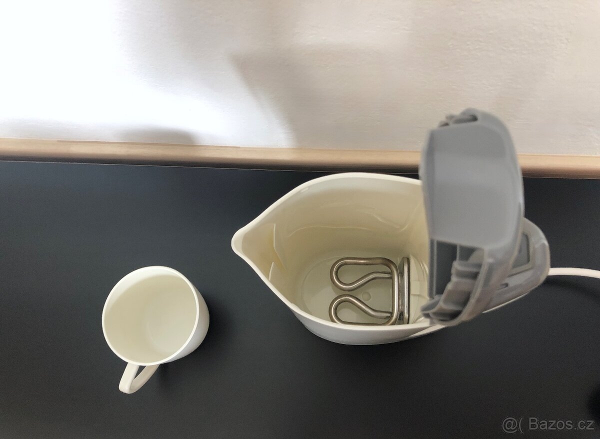 Malá cestovní rychlovarná konvice Melissa - 4