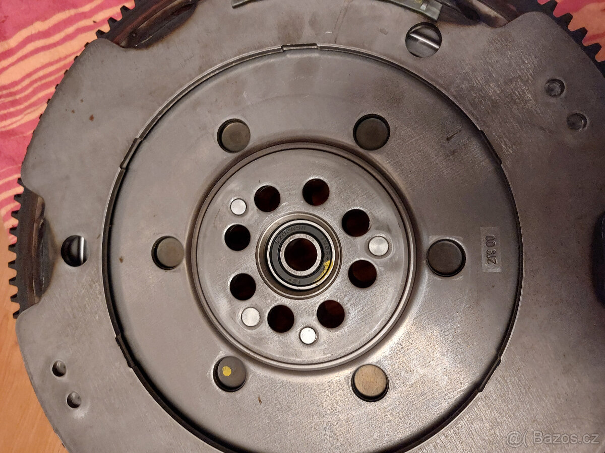 Iveco Daily dvouhmotovy setrvačník - 4