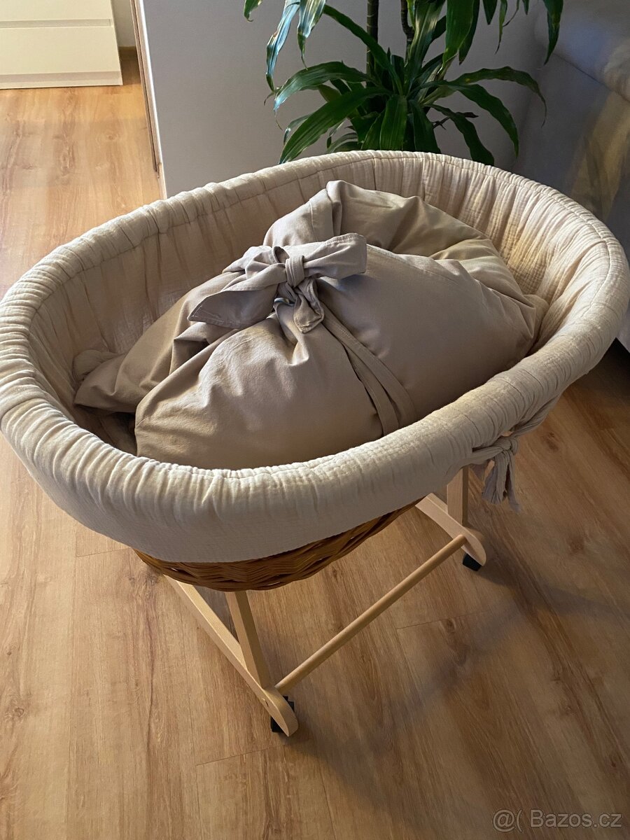 Mojžíšuv koš s péřovou zavinovačkou - 4