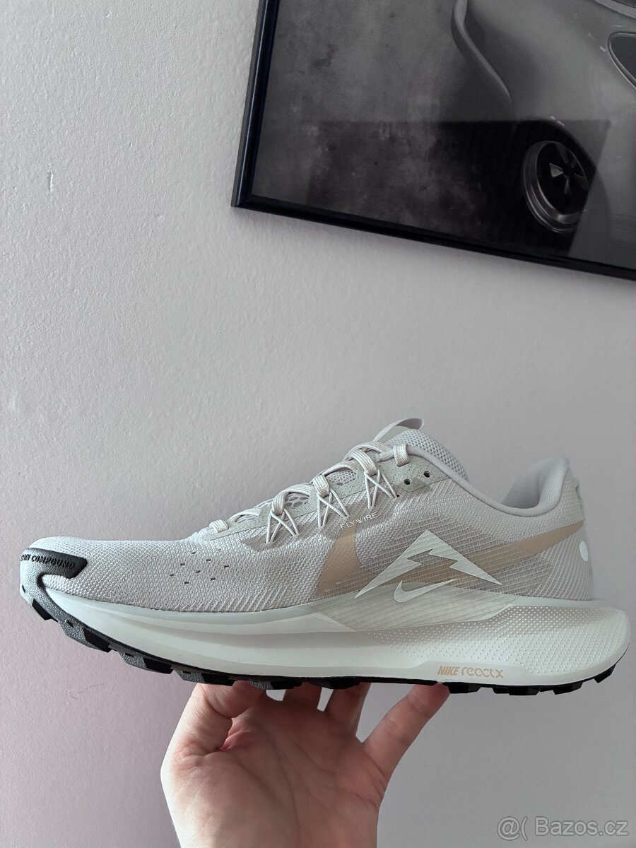 Nike ReactX Pegasus Trial 5 tenisky - 4