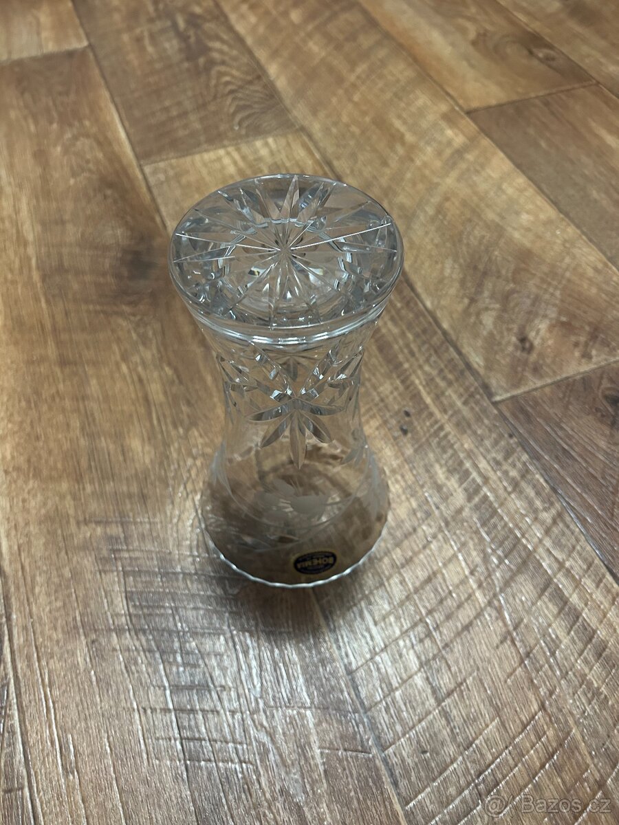 křišt´álová váza - 4