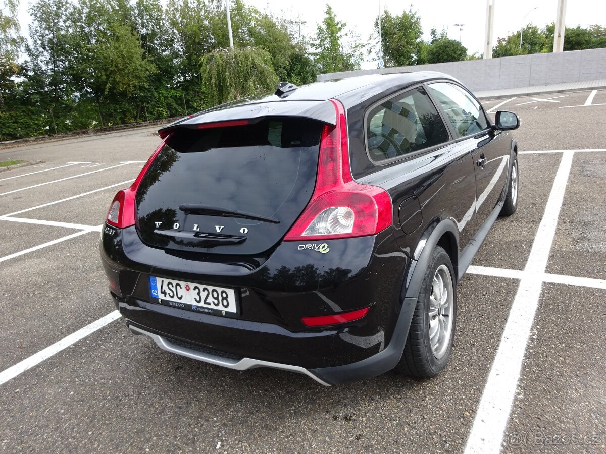 Volvo C30 1.6 D r.v.2011 (84 kw) stk:3/2026 - 4