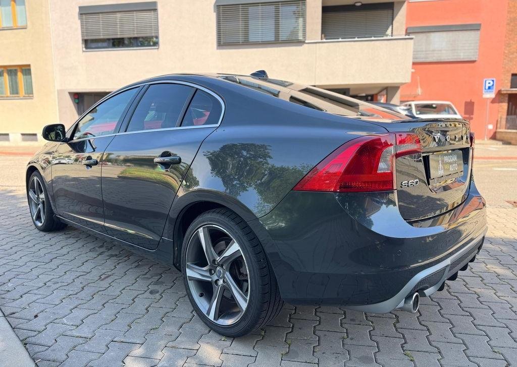 Volvo S60, 2.4D5 R-Design servis.historie - 4