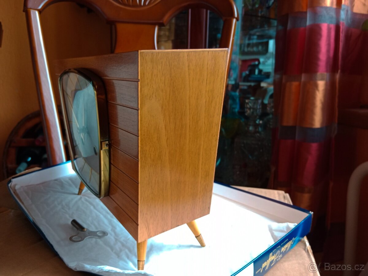 Pěkné staré málo vidané retro stolní hodiny- Hermle - 4