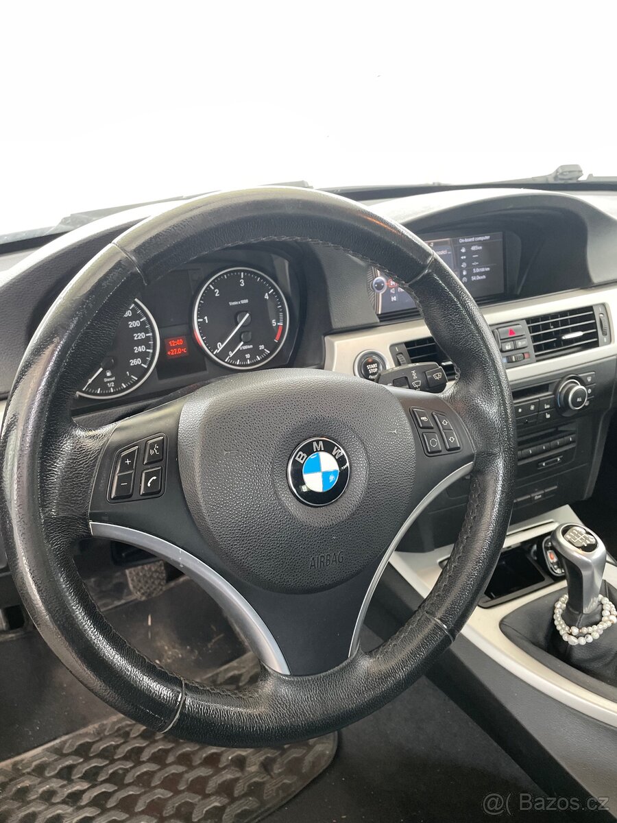 Bmw e91 320d - 4