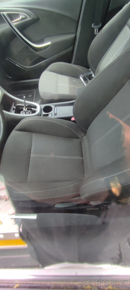 Opel Astra J 1.3 cdti rok 2012 náhradní dily - 4