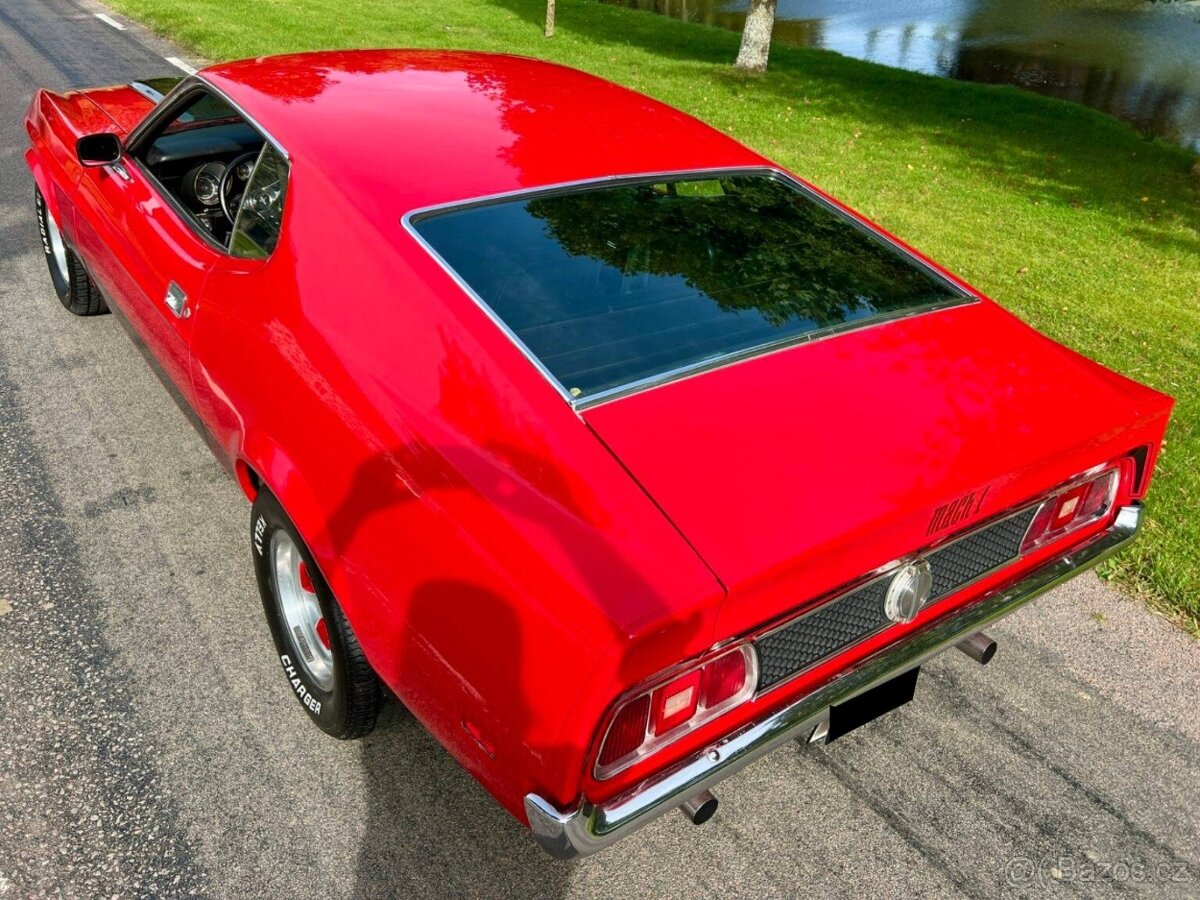 Ford Mustang Mach 1 z roku 1972 - 4