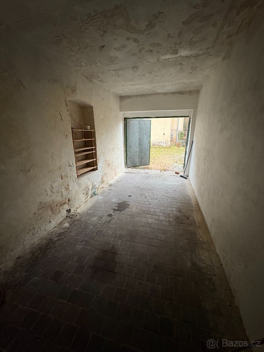 Pronajmu GARÁŽ v Teplicíc-Šanov, dlouhodobě - 4