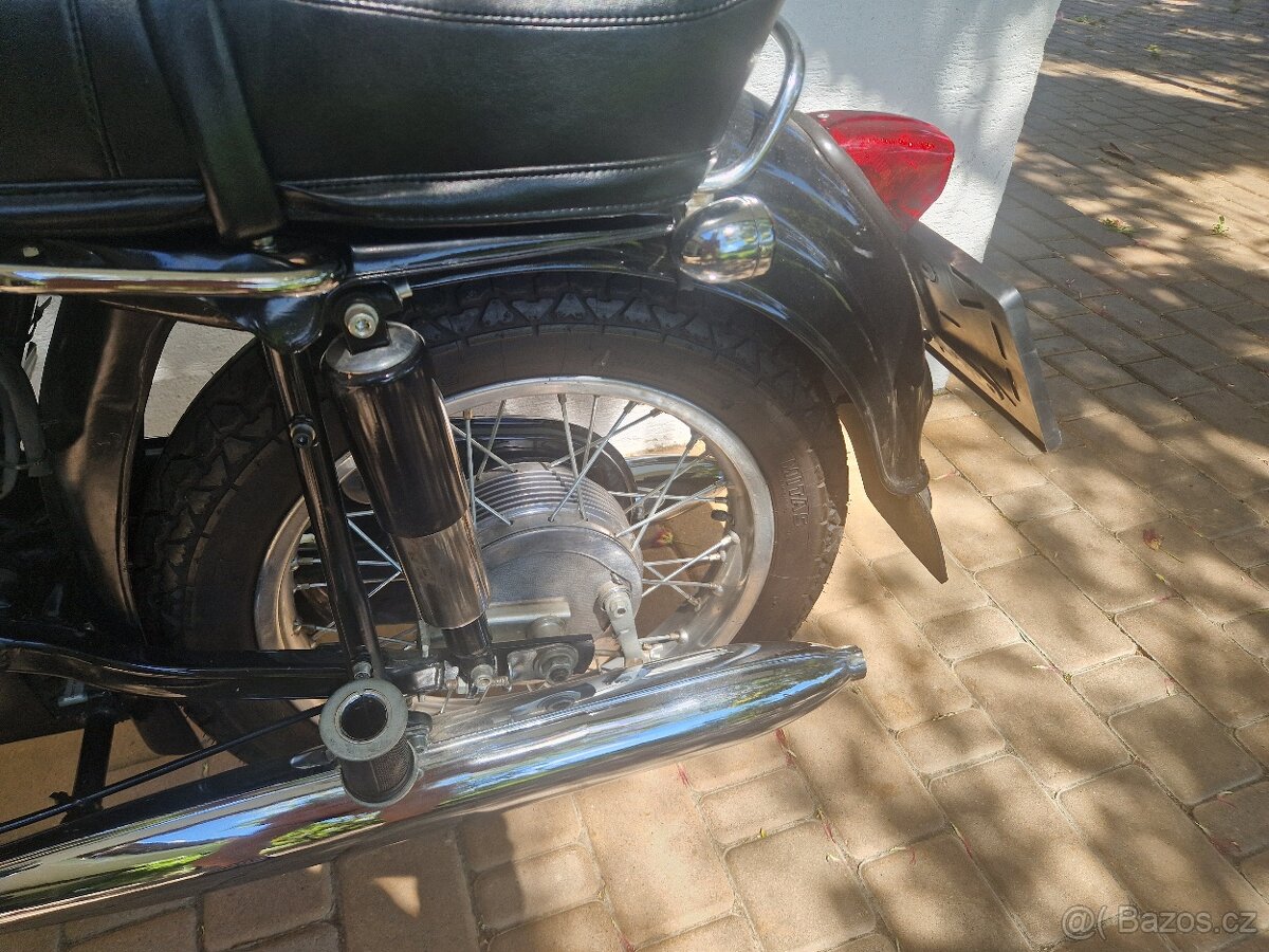 NOVA Jawa 250 typ 559 rv 67 platne doklady biele spz - 4