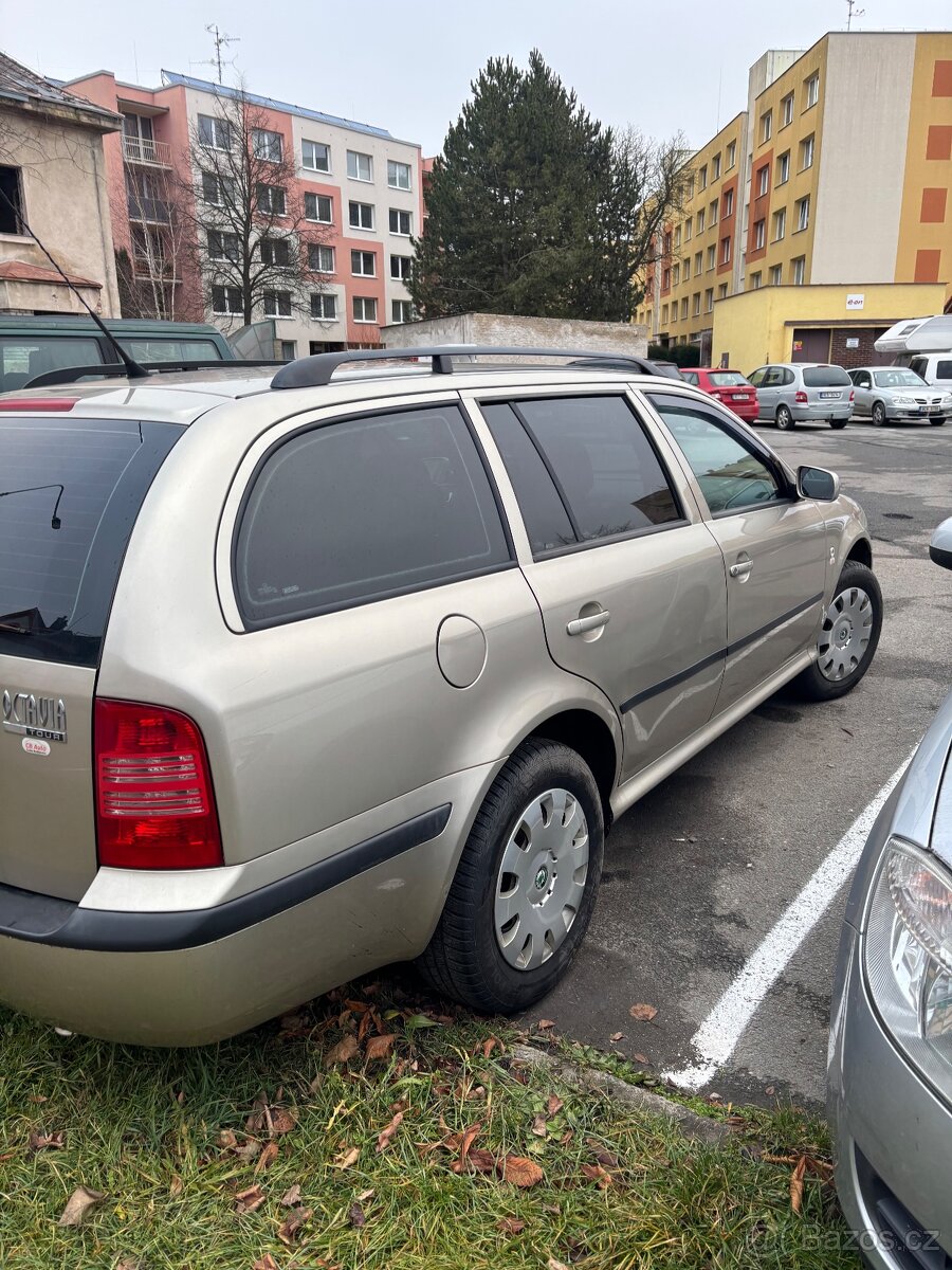 Prodám Škoda octavia 1.6 benzin - 4