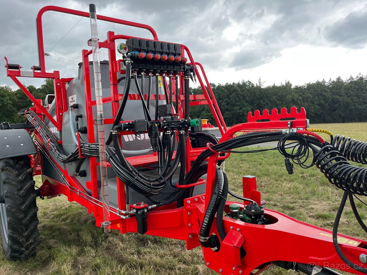 Tažený postřikovač WOPROL Proton - 4