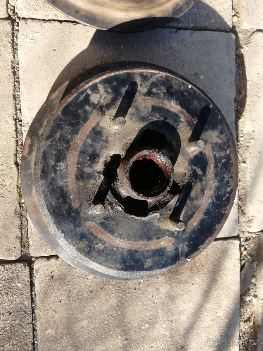 Brzdové bubny škoda 1000mb - 4