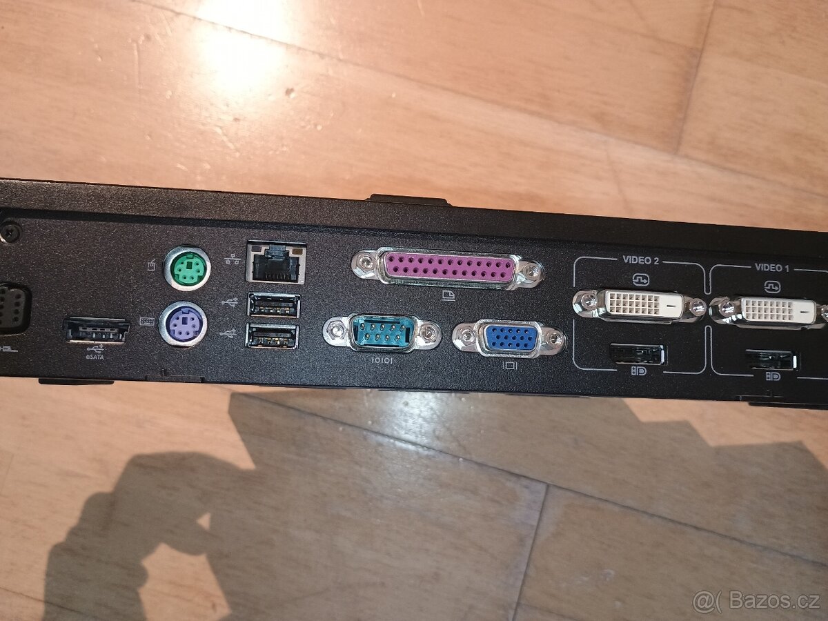 Dokovací stanice, replikátor portů Dell PR02X - 4
