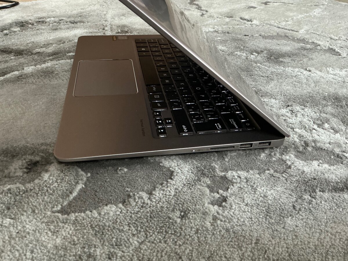 Asus ZenBook UX410U, top stav - 4