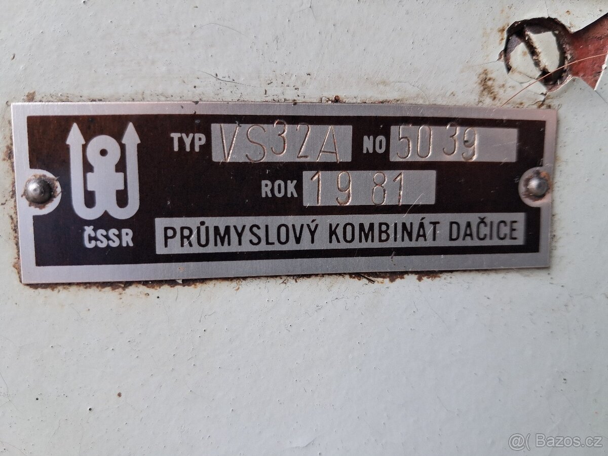Prodám sloupovou vrtačku VS 32A - 4