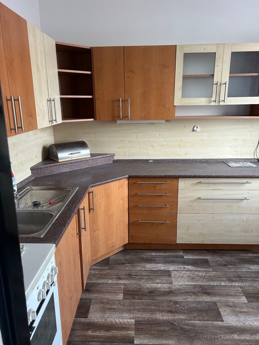 Byt 2+1 k pronájmu - 4