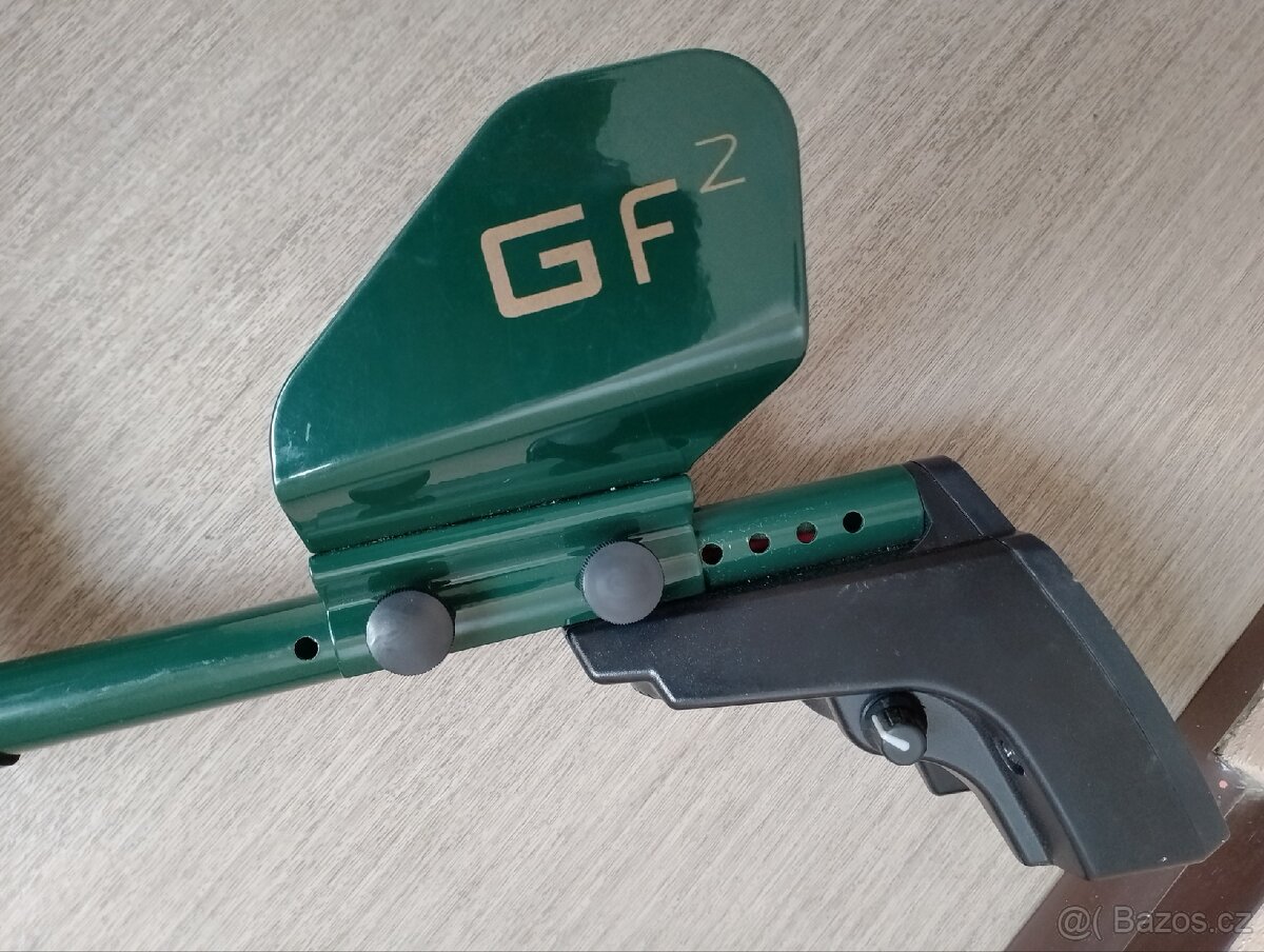 Detektor kovů gf2 - 4