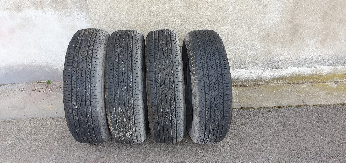 215/70r16 - 4