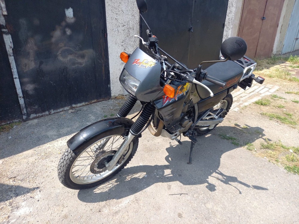Honda NX 250 Dominátor