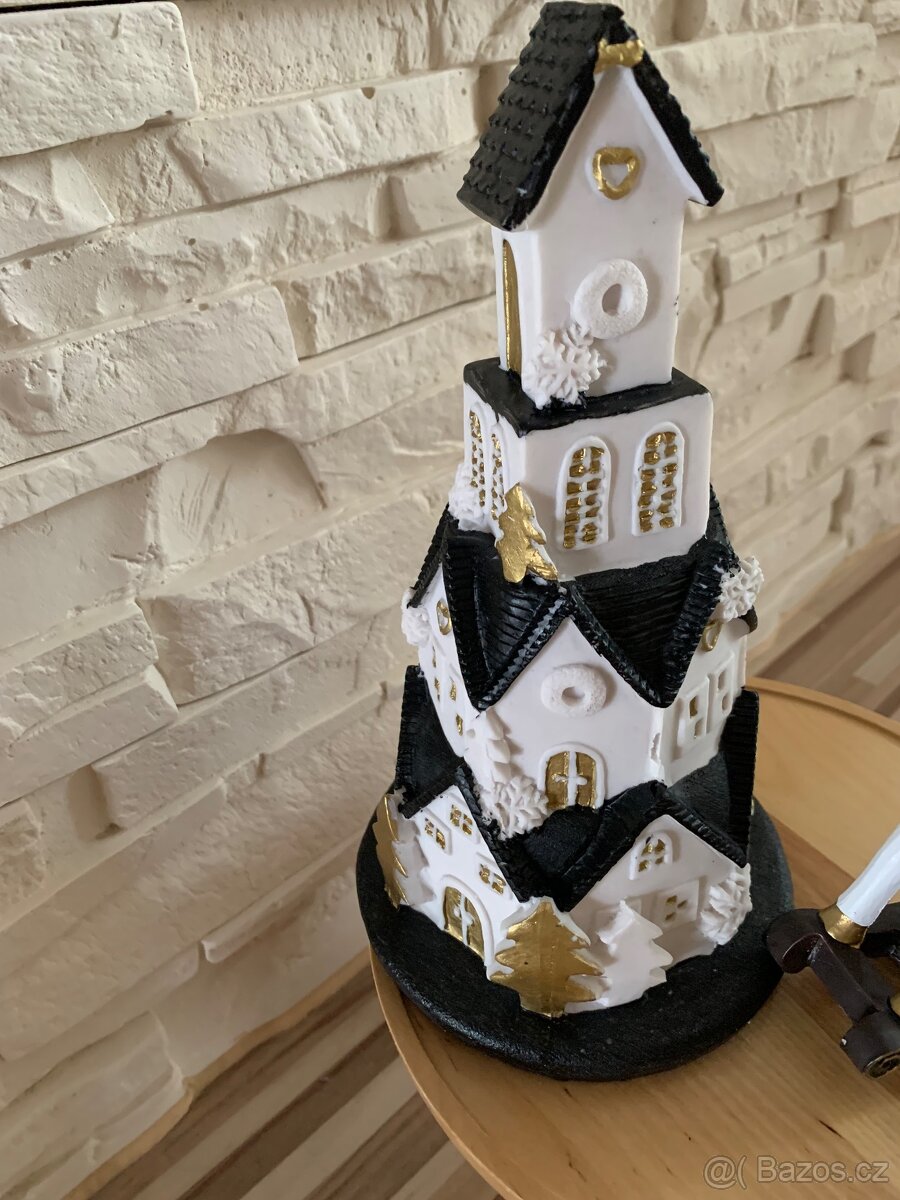 Vánoční dekorace a houpací kůň - 4