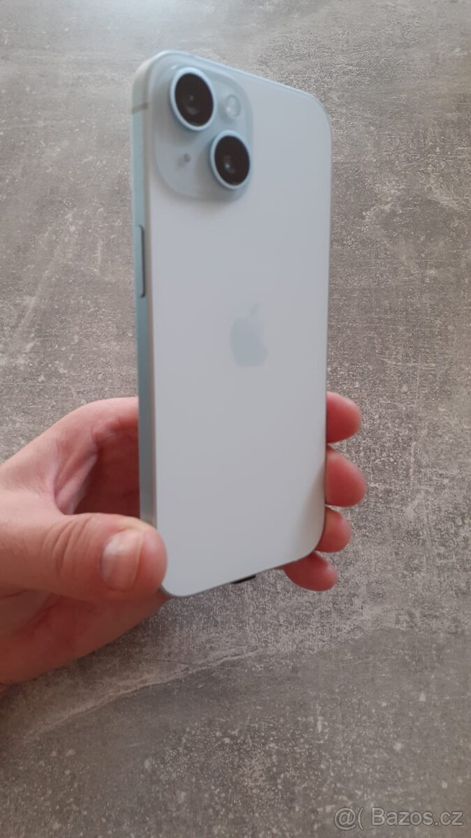 Apple iPhone 15 - 4