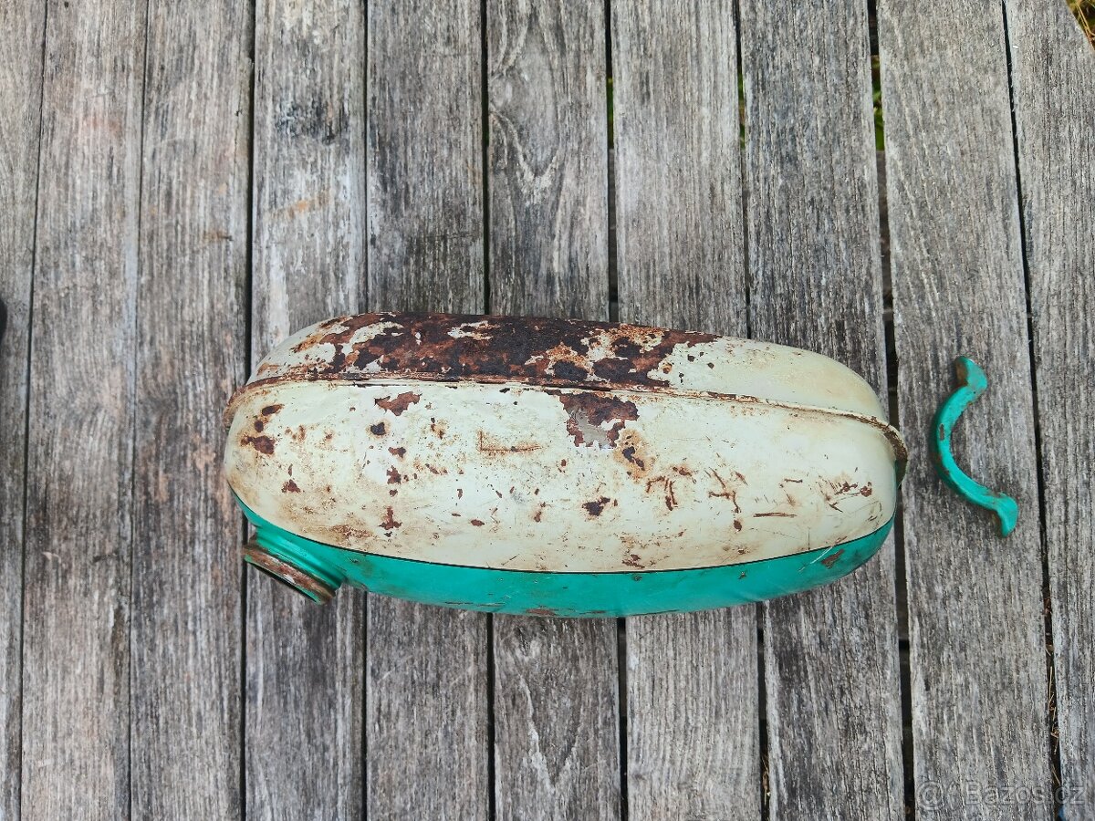 Stadion S11 nádrž - 4