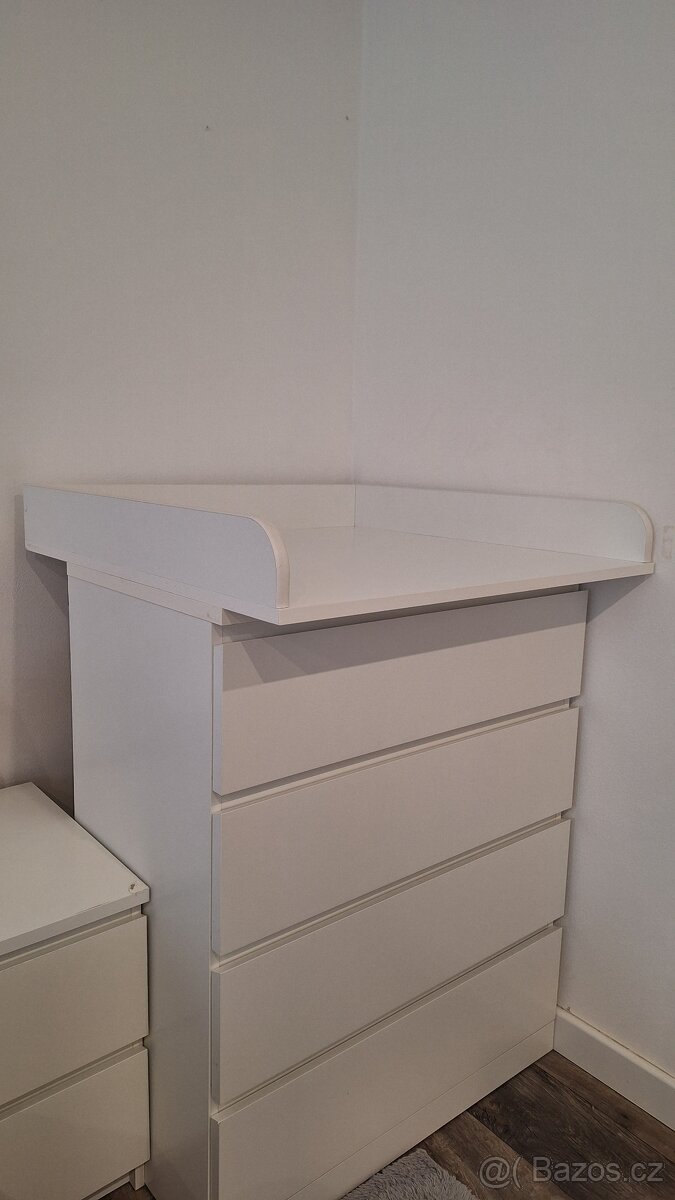 Přebalovací pult na komodu Ikea Malm - 4