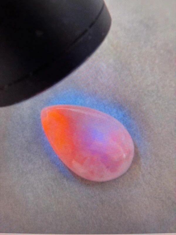 Velmi vzácný Tugtupit původem z Grónska - rarita - 4