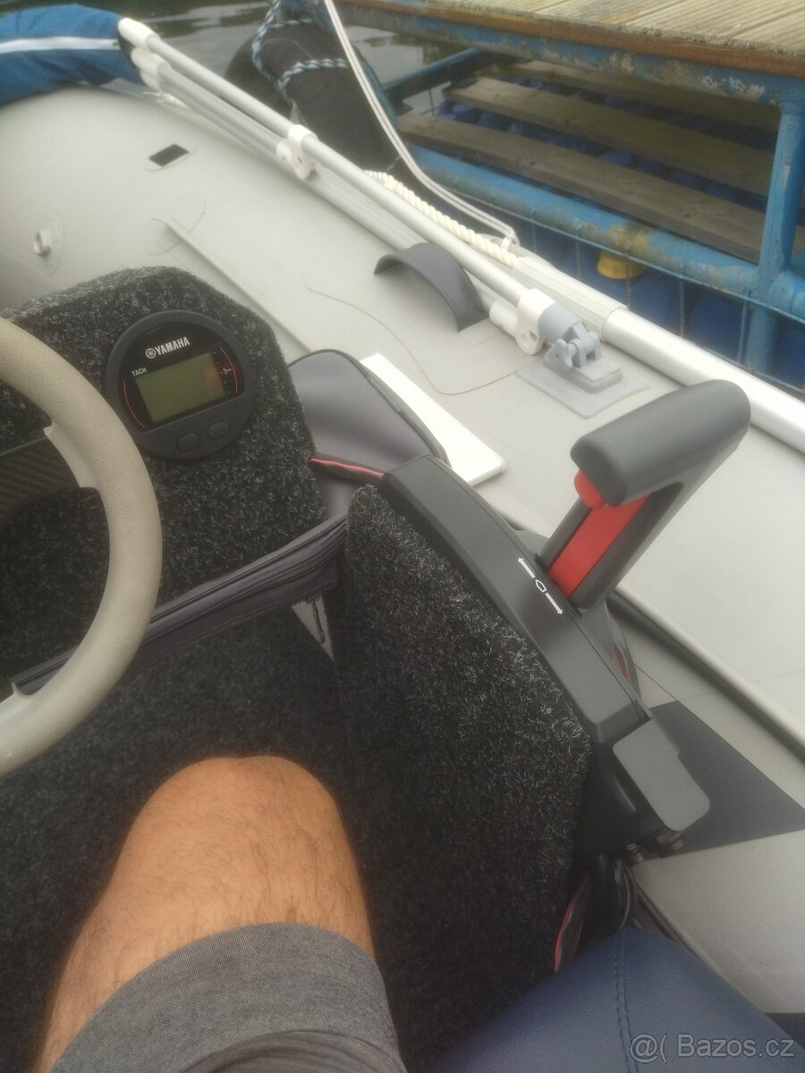 Motorový člun - 4