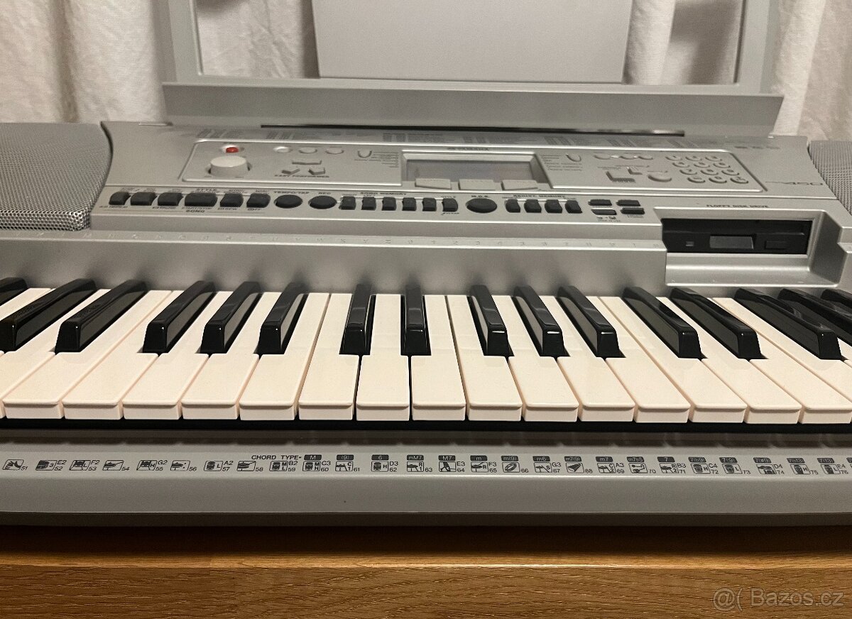 Prodám klávesy YAMAHA PSR 450 - 4