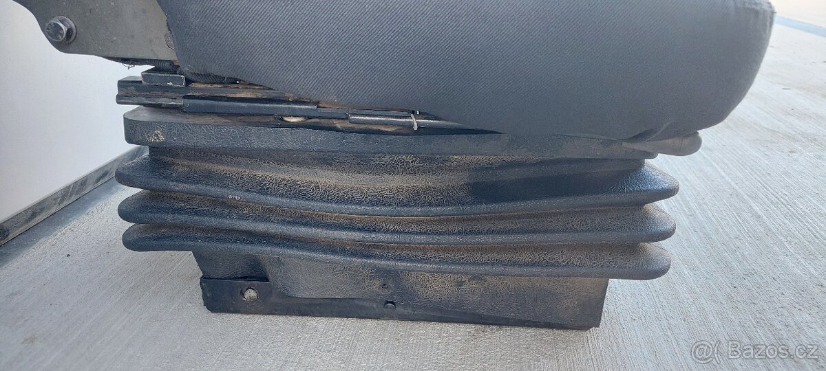 Sedačka do malotraktoru - 4