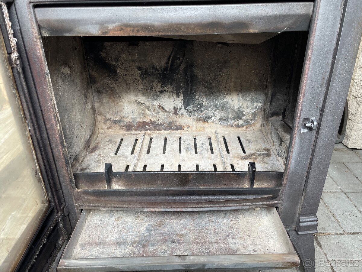 Francouzská krbová kamna INVICTA SEDAN - 4