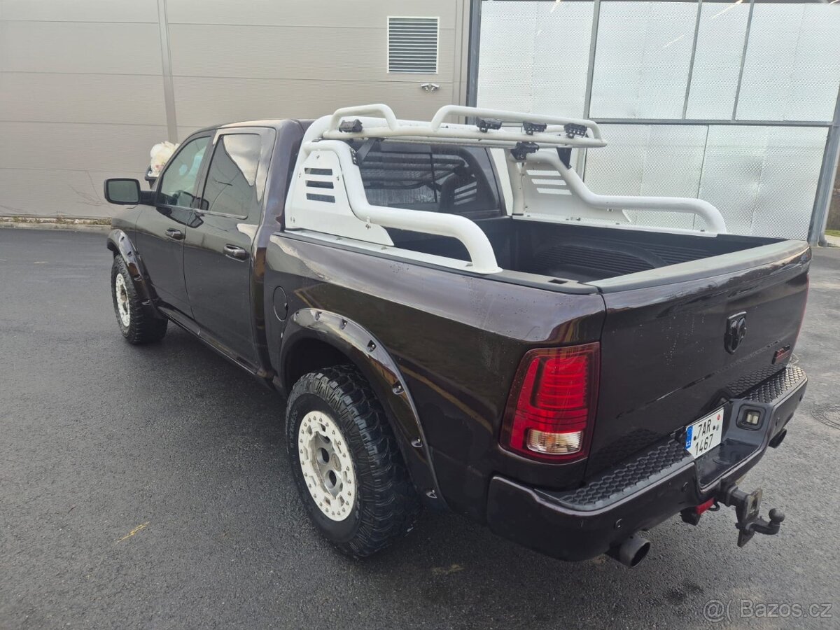 Dodge Ram 1500 5.7 HEMI rok 2013 - 4