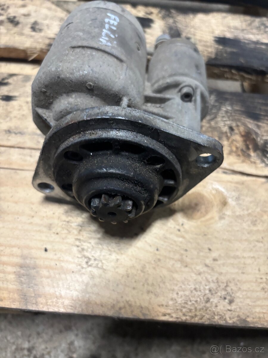 Alternátor, startér Felicia - 4