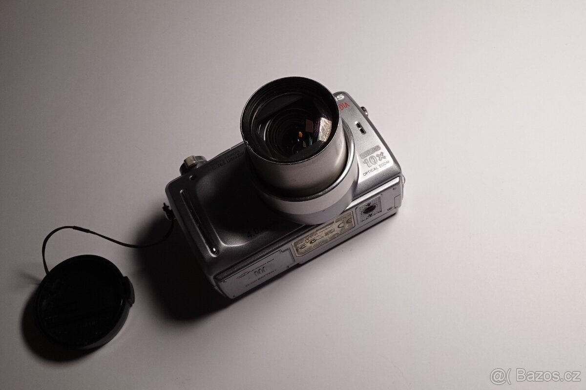 Olympus C-765 Ultra Zoom - 4