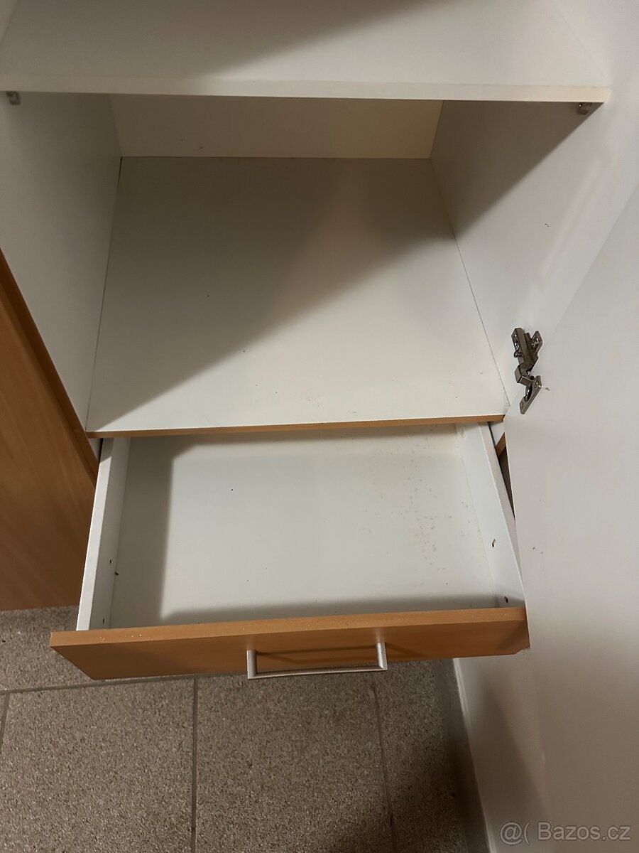 Šatní skříň Jysk Fandrup - 4